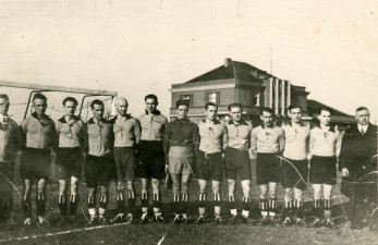 1934 Meister in der Gruppe: Aufstieg